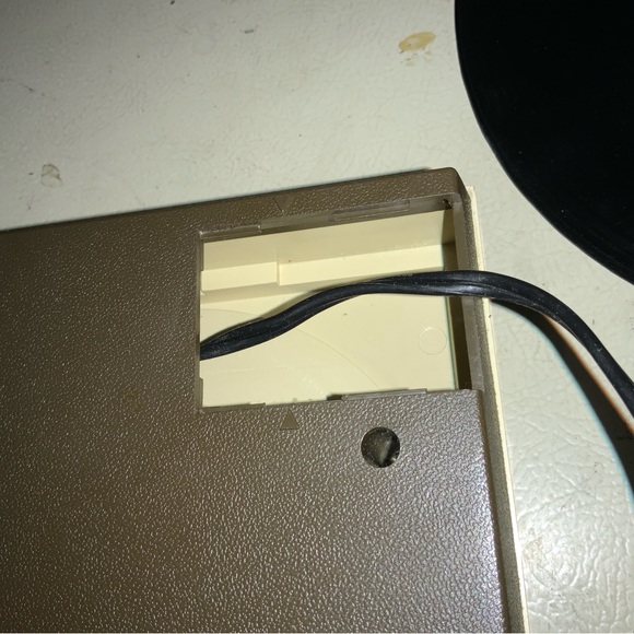 VTG 70’s ZENITH RADIO & VINYL RECORD PLAYER. COLLECTORS ITEM. WORKING. - Picture 6 of 8